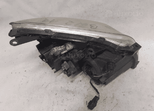 Przod przednia lampa lewa toyota avensis 3