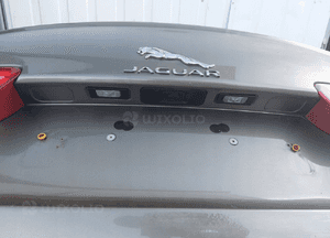 Klapa bagaznika tyl tylna kompletna lampa lampy jaguar xe 8