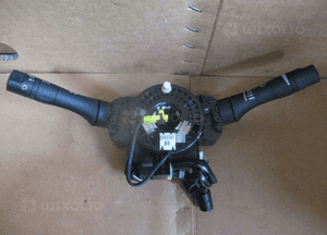 PRZEŁĄCZNIK ZESPOLONY TAŚMA NISSAN JUKE F15 1