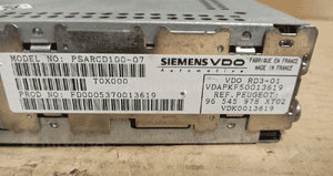 Radio siemens vdo peugeot nr 96545978XT 6