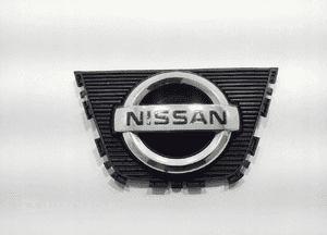 Grill atrapa zderzaka przód przedniego nissan qashqai i J10 62312BR00A lift 2