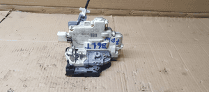 Zamek drzwi lewy tył tylny VW Passat B6 3C4839015A 5