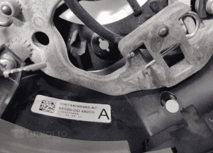 Kierownica multifunkcyjna toyota yaris iii 45100-0D480 2014-2017 16