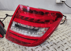 Mercedes c klasa lift W204 kombi lampa lewa tyl tylnia europa 2048204664 6