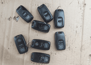 Mazda 2 6 02-07 Pilot centralnego Visteon 41803 2