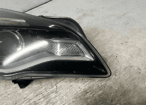 Opel insignia a lift lampa prawa przód przednia uk 39031210RH 2