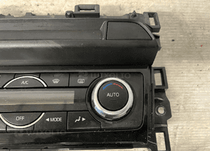 Panel klimatyzacji mazda 6 gj K4000 G46G61190C 3