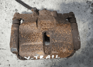 ZACISK HAMULCOWY prawy przód przedni Nissan X-Trail T32 1,6DIG-T 13- 3