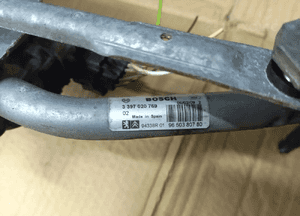 Peugeot 207 mechanizm silniczek wycieraczek przód  9650380780 3
