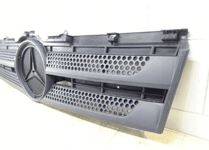Grill atrapa mercedes actros MP4 W960 A960 A9607500318 2