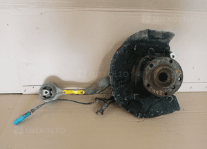 Zwrotnica lewy przód przednia lewa BMW E60 6760953 3.0D 1