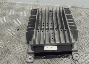 Audi A3 8P wzmacniacz bose 8P3035223A 2