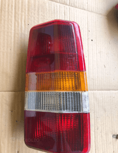Lampa tylna prawa górna LAND ROVER DISCOVERY 1 I 200TDI 1989-1994 1
