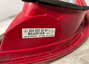 Mercedes c-klasa W204 lampa lewy tył 10