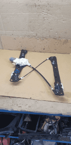 Mechanizm podnośnik szyby lewy przód BMW  E90 1