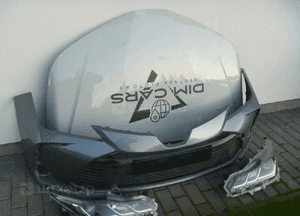 Toyota corolla E21 sedan maska silnika ładna 7