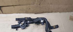 Obudowa termostatu termostat przewód wąż Renault Scenic II 1.9 DCI 3