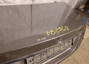 Klapa tylna mercedes cls W219 sedan kompletna 4