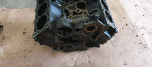 Silnik blok silnika słupek dół VW Touareg 7L 3.0 TDI BKS 059011AR 5