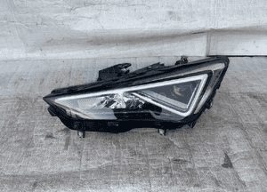 Cupra formentor full led lampa prawa i lewa 20- 6