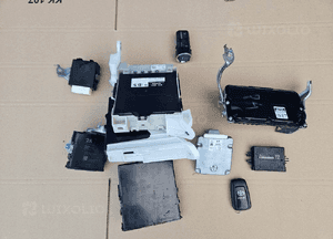 Toyota PRIUS IV 15- sterownik komputer kluczyk zestaw 1