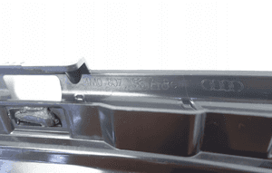 Kratka zderzaka prawy przód audi Q7 4M 4M0807158A 6
