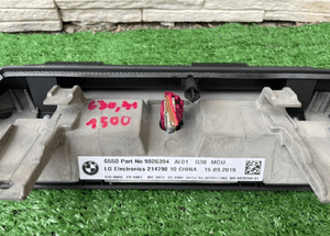 Monitor ekran nawigacja bmw 5 G30 G31 9826394 4
