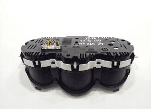 Licznik kia rio iii 1.2 benzyna 94033-1W820 2014-2017 lift europa 8