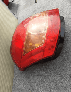 Lampa tył tylna prawa toyota corolla E12 oryginał wysyłka! 3