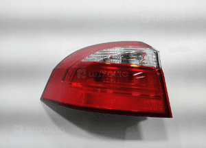 Lampa lewa tył tylna błotnika kia rio iii hatchback 92401-1W2 2014-17 lift 2