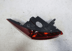 Skoda enyaq iv 4 lampa lewy tył lewa tylna led 5