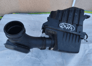 Obudowa filtra powietrza kia sportage iii 3 IX35 1.7 crdi 28110-2Y300 7