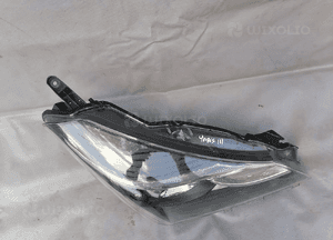 Lampa prawa prawy przód Toyota Yaris 3 III 5