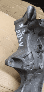 Podstawa łapa alternatora Audi A4 B6 1.6 06D903143C 7