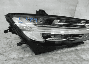 Volvo V60 ii S60 mid led lampa przednia prawa 2