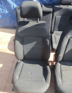 Fotele komplet volkswagen polo 6R 3