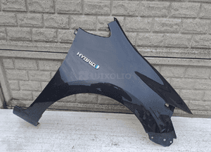 Toyota auris lift 2010-2013 błotnik przedni prawy 1
