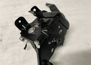 Mercedes W204 pas bezpieczeństwa prawy tył A2046301831 2