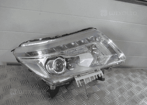 LAMPA PRZEDNIA PRZÓD PRAWA NISSAN NAVARA 4 IV FULL LED 2015-2020 1