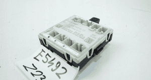 MODUŁ STEROWNIK KOMFORTU DRZWI MERCEDES C W206 21- A2069000613 3