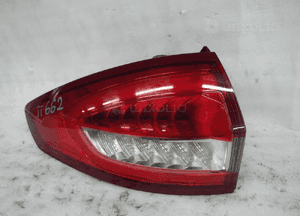 Ford mondeo MK5 lift kombi idealna lampa tylna lewa 1
