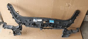 Pas przedni wzmocnienie Renault Scenic II 1