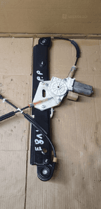 Mechanizm podnośnik szyby prawy przód BMW 1 E81 6978846 3