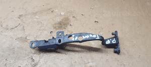 Mocowanie błotnika uchwyt prawy przód VW Touareg 7L0805734 3