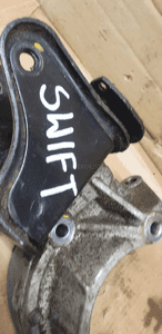 Łapa podpora silnika Suzuki Swift IV 1.3 16V 7