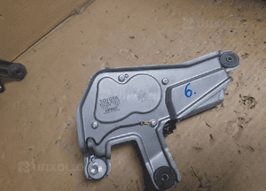 #SILNICZEK WYCIERACZKI TYŁ TOYOTA COROLLA VERSO II nr 85130-0F010 1