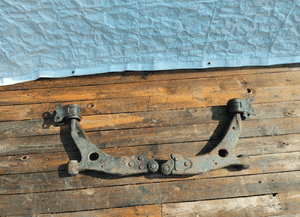 WAHACZ PRAWY LEWY PRZÓD PRZEDNI FORD KUGA MK1 2.0 TDCI 2