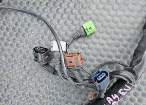 Wiazka 8E1971072EQ Instalacja Silnika 2.0 ALT 20V 130KM Europa Manual Audi A4 B6 13