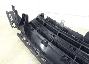 Grill atrapa vw caddy 2K5 lift  2K5853653A llu 10