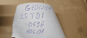 Głowica silnika prawa kompletna wałki Audi A6 C5 2.5 TDI 11